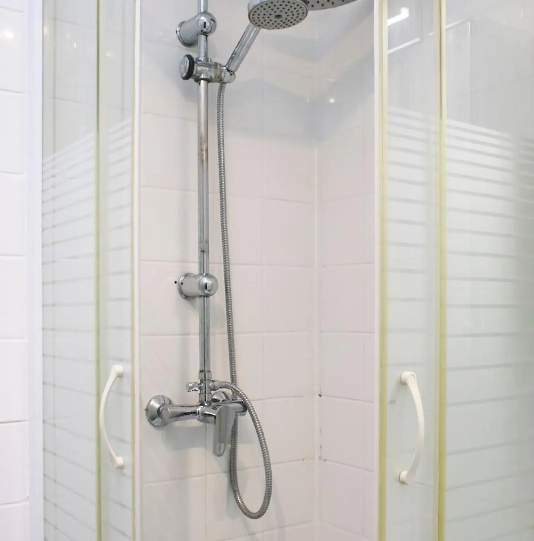 Charming T3 Near The Promenade Pereire Apartment Paris France