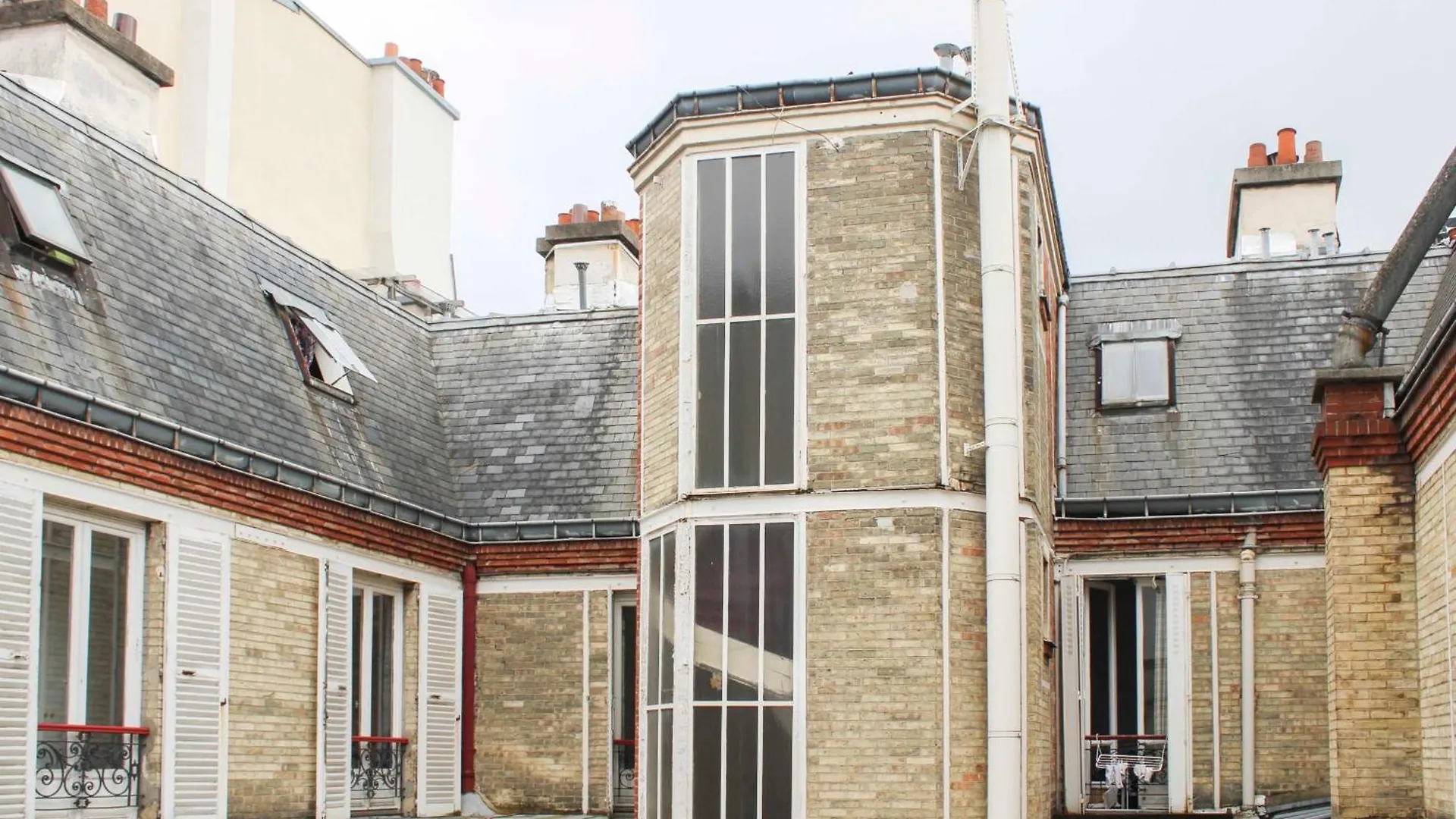 Charming T3 Near The Promenade Pereire Apartment Paris France
