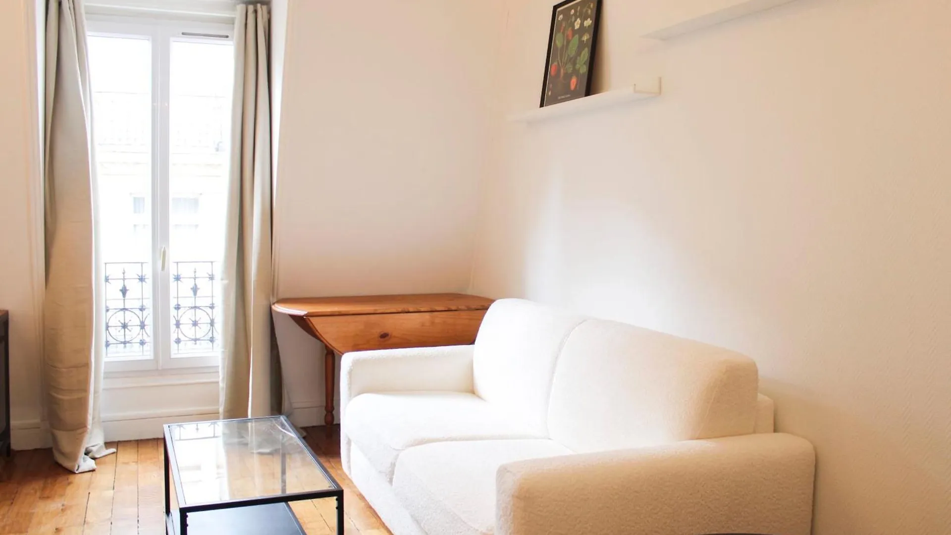 Charming T3 Near The Promenade Pereire contacts